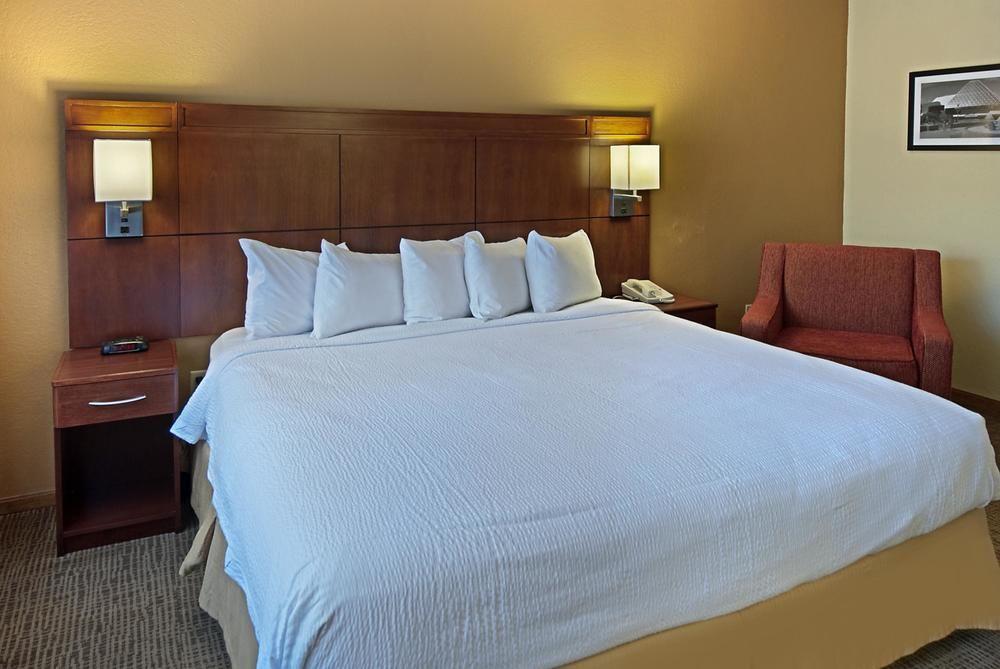Courtyard By Marriott Orlando Lake Buena Vista At Vista Centre Exterior photo